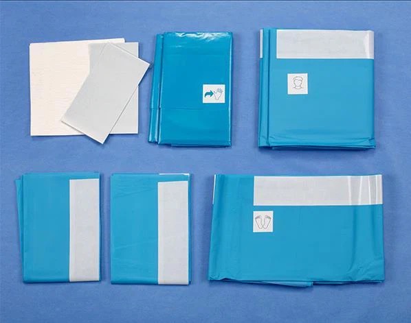 アラブ首長国連邦のお客様に20,000着の手術服と30,000セットの手術バッグをお届けします